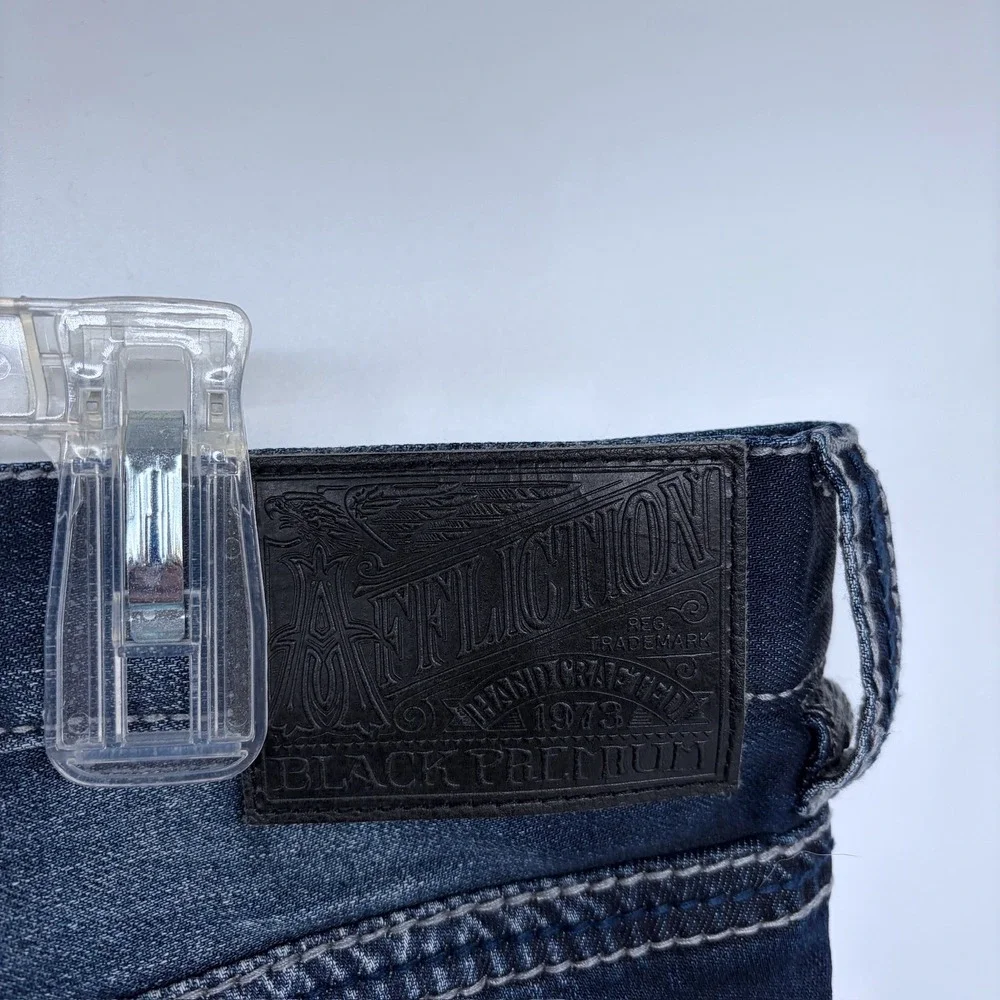 New Mens‎ Affliction Blake Blue Jeans Size 34 Distressed Style Grunge Straight